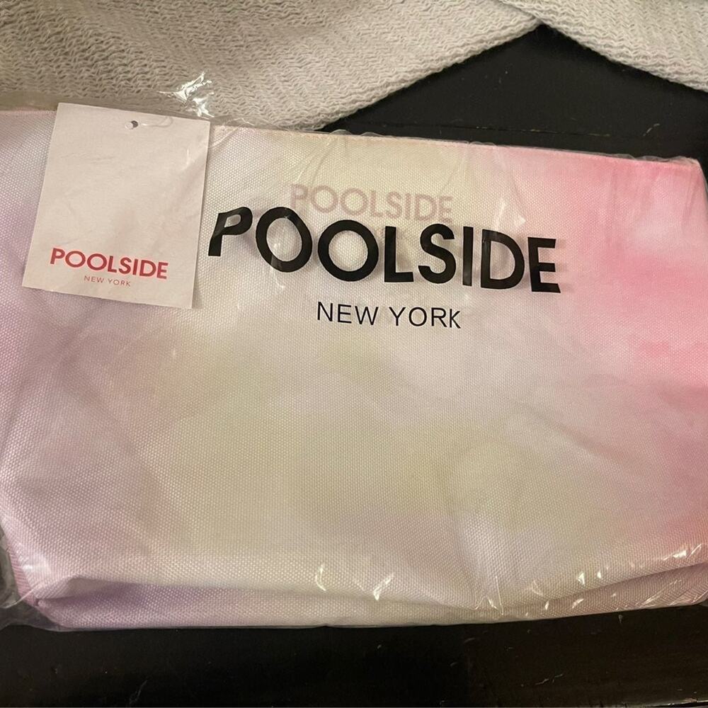 Poolside water resistant pouch NWT
